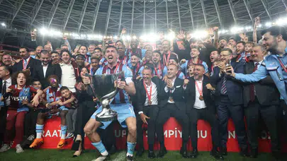 Kupa Trabzon'un ellerinde: Onuachu şov yaptı, zafer geldi
