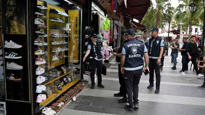 Kuşadası’nda turizm sezonu bereketi: Kaldırımları işgal edenlere geçit yok