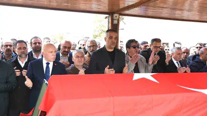Erzurum hukuk camiası yasta: Duayen avukat Faruk Terzioğlu son yolculuğuna uğurlandı