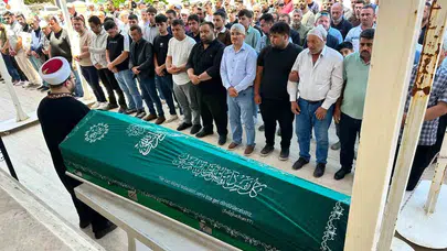 Genç yaşta gelen acı veda: Motosiklet kazasında can veren Emrah, memleketinde toprağa verildi