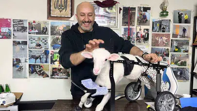 Demirci ustasının merhamet atölyesi: Binlerce engelli cana yeni bir yaşam umudu oldu