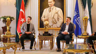 Bursa’nın gururu kupaları topladı: Şampiyon hentbolcular rotayı makama çevirdi