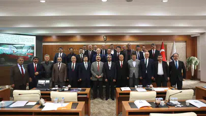 Güven tazeledi, rotayı yeni hedeflere çevirdi: Mehmet Sekmen yeniden başkan