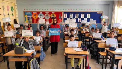 Çemişgezek’te minik adımlarla büyük sağlık seferberliği: Geleceğin temelleri okul sıralarında atılıyor