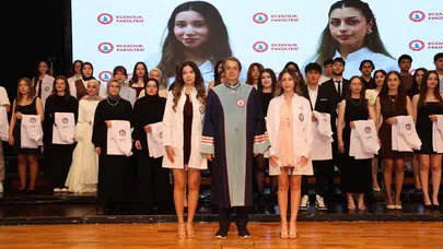 Sağlık ordusuna taze kan: BEUN’da eczacılık öğrencileri mesleğe ilk adımı attı