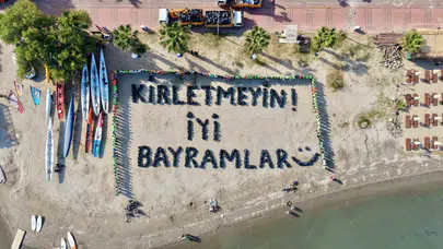 Bodrum’da dev temizlik operasyonu: Denizden 2,5 ton çöp çıktı