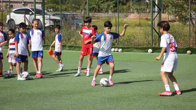 Denizli futbolunun duayen ismi Şenol Ünlü'den sert uyarı: Çocuklar egoların kurbanı oluyor