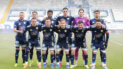 Erzurumspor’da şampiyonluk coşkusu yerini transfer mesaisine bıraktı: 16 yıldızın geleceği belirsiz