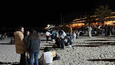 Kuşadası’nda bahar şöleni: Sahiller Hıdırellez coşkusuyla doldu taştı