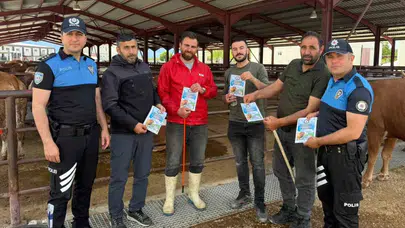Pazar yerinde bayram mesaisi: Polis besicileri sahte paraya karşı uyardı