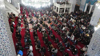 Güneşin ilk ışıkları Iğdır'a vurdu: Türkiye Kurban Bayramı'na bu manzarayla uyandı