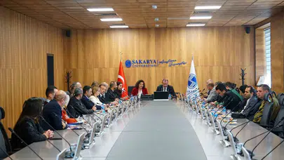 Diplomadan fazlası gerekiyor: Sakarya Üniversitesi iş dünyasıyla geleceği tasarlıyor