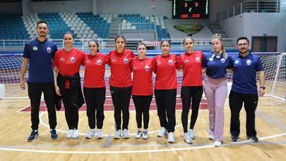 Kayseri'nin gururu oldular: Erciyes Görme Engelliler kürsüye ambargo koydu
