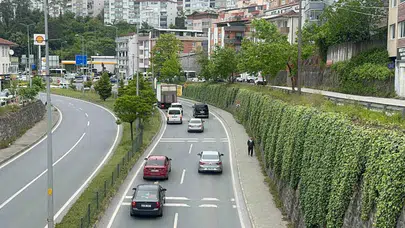 Memleket hasreti yollara döküldü: Batı Karadeniz’de bayram trafiği kilitlendi