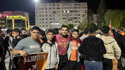 Sarı-kırmızılı zafer Çorum’u ayağa kaldırdı: Şampiyonluk coşkusu meydanlara taştı