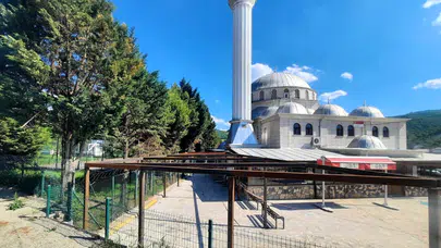 Kocaeli’de bayram mesaisi: Camiler pırıl pırıl oluyor