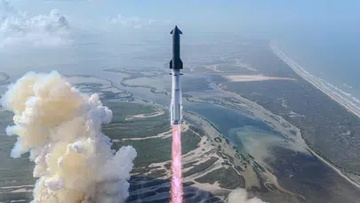 Uzay yarışında yeni perde: Starship V3 gökyüzüyle buluştu