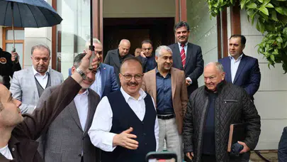 Aydın’da duygusal veda: Vali Canbolat görevini devredip Ankara’ya uğurlandı
