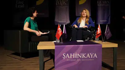 Başarıya giden yolun şifreleri öğrencilerle paylaşıldı: Hayatın içinden gelen gerçek dersler
