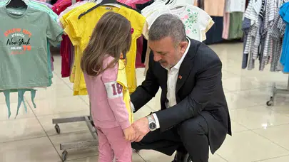 Sincan’da bayram sevinci: 1100 çocuğun yüzü Başkan Ercan ile güldü