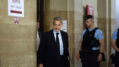 Sarkozy için çember daralıyor: Savcılıktan rekor ceza talebi ve siyasi yasak istemi