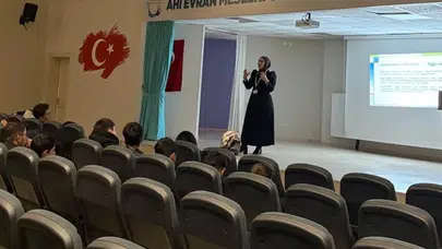 Gençlerin zihinsel dünyasına rehberlik: Bayburt’ta ruh sağlığı seferberliği