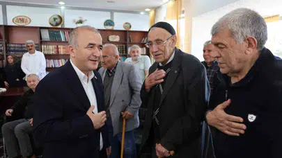 Bayramın en anlamlı ziyareti: Elazığ’da gönül köprüleri kuruldu
