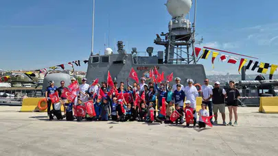 Tekirdağ’da 19 Mayıs coşkusu: TCG Grubet limana demir attı, vatandaşlar akın etti