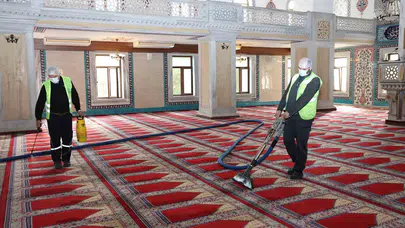 Nilüfer’de ibadethaneler bahara pırıl pırıl giriyor: 78 bin metrekarelik alan hijyenle buluştu