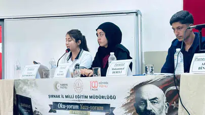 Şırnaklı gençler İstiklal şairini kürsüde yaşattı: Safahat’ın izinde milli bilinç rüzgarı