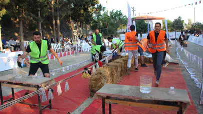 Kumluca’da Köy Survivor heyecanı: 5 yıldızlı tatil için ter döktüler