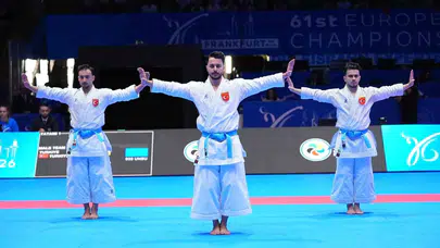 Tatamiye damga vuran başarı: Karatecilerimiz Avrupa ikincisi oldu