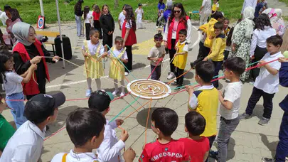 Bilimin ışığı Kozluk’ta parladı: Öğrenciler hem icat yaptı hem yöresel lezzetleri yaşattı