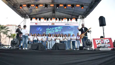 Atakum’da 19 Mayıs coşkusu: Nostalji rüzgarları ve genç yetenekler sahnede buluştu