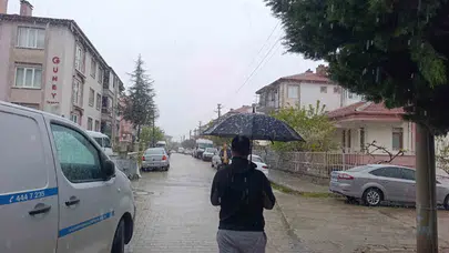 Mayıs ayında kış sürprizi: Afyonkarahisar beyaza büründü, vatandaşlar şaşkına döndü