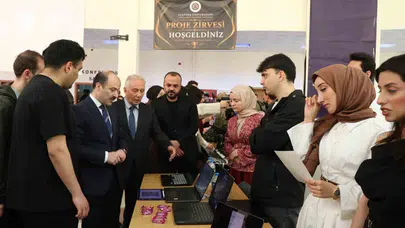 Genç beyinler sahneye çıktı: Oltu’da proje rüzgarı esti