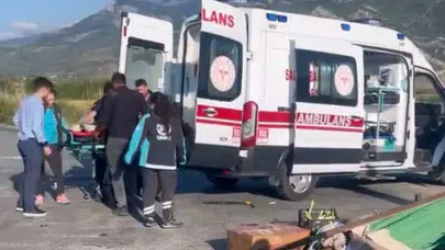 Söke yolunda dehşet anları: Kamyonet takla attı