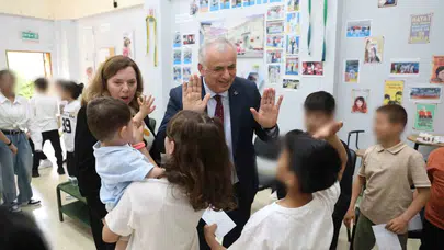Bayramın en anlamlı buluşması: Düzce’de çocukların yüzünü güldüren ziyaret
