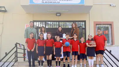Geleceğin çevrecileri iş başında: Yunusemre’de atık piller doğayı kirletmek yerine ödüle dönüştü