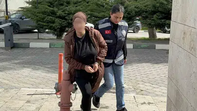 Güvenin bittiği an: Yeğeninin altınlarıyla lüks otomobil keyfi yaptı, sonu hüsran oldu