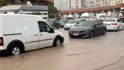 Siirt’te kabus dolu anlar: Sağanak hayatı felç etti, seralar sular altında kaldı