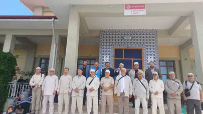 Emet’te kutsal yolculuk heyecanı: 20 hacı adayı gözyaşlarıyla uğurlandı
