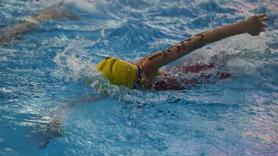 Niğde’de kulaçlar şampiyonluk için atıldı: 203 genç sporcu dev organizasyona adını yazdırdı