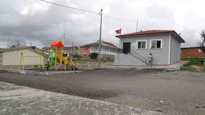 Söğüt Mahallesi’nde jandarma eliyle gelen değişim: Okul yeniden hayat buldu