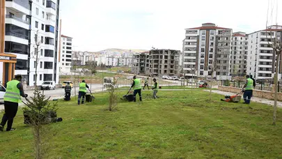 Elazığ’da doğa ile şehir iç içe: Parklar yaza hazırlanıyor