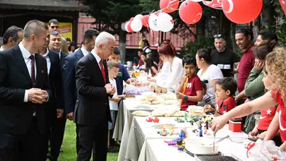 Lüleburgaz’da kitaplar ağaçlarda yeşerdi: Geleceğin mimarları açık havada buluştu