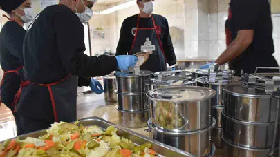 Sason’da mutfaklar boş kalmıyor: 523 haneye her gün sıcak yemek ulaşıyor