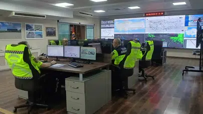Ankara yollarında bayram mesaisi: Jandarmadan kuş bakışı sıkı takip