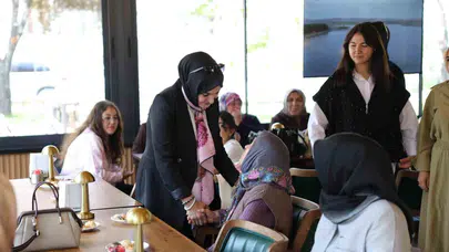 Alaca’da duygusal gün: Anneler, Şüheda Çetin’in söyleşisinde buluştu