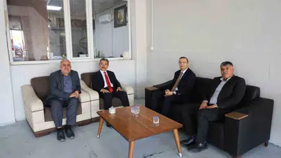 Cizre çarşısında samimi mesai: Vali Ekici esnafın kapısını çaldı, talepleri not aldı
